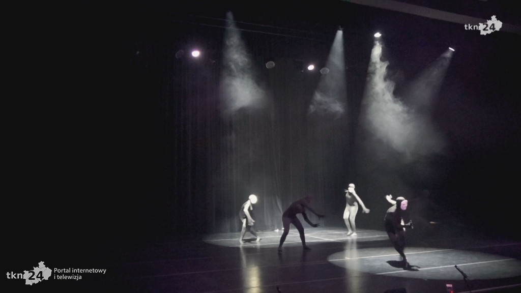 Spektakl „Cienie” w Koneckim Centrum Kultury
