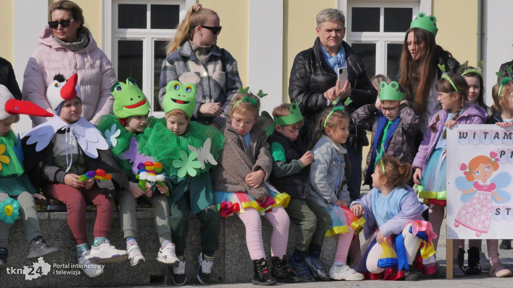 Przedszkolaki powitały wiosnę w Końskich