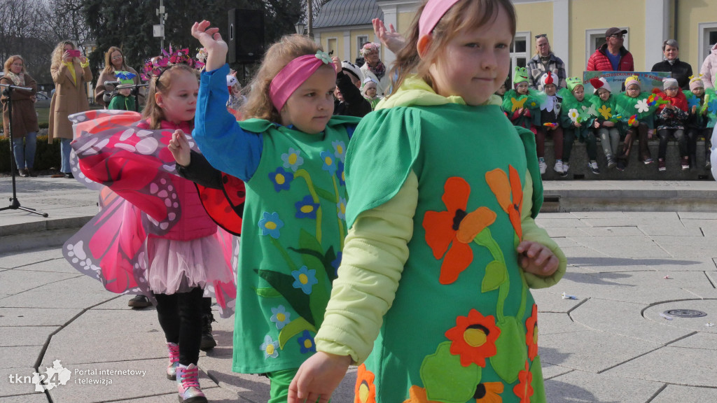 Przedszkolaki powitały wiosnę w Końskich