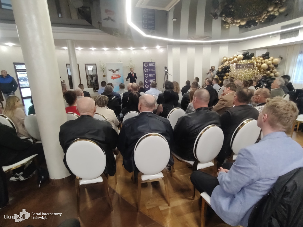 Marek Woch w Końskich. Spotkanie z mieszkańcami i zawiązanie struktur Bezpartyjnych i Samorządowców