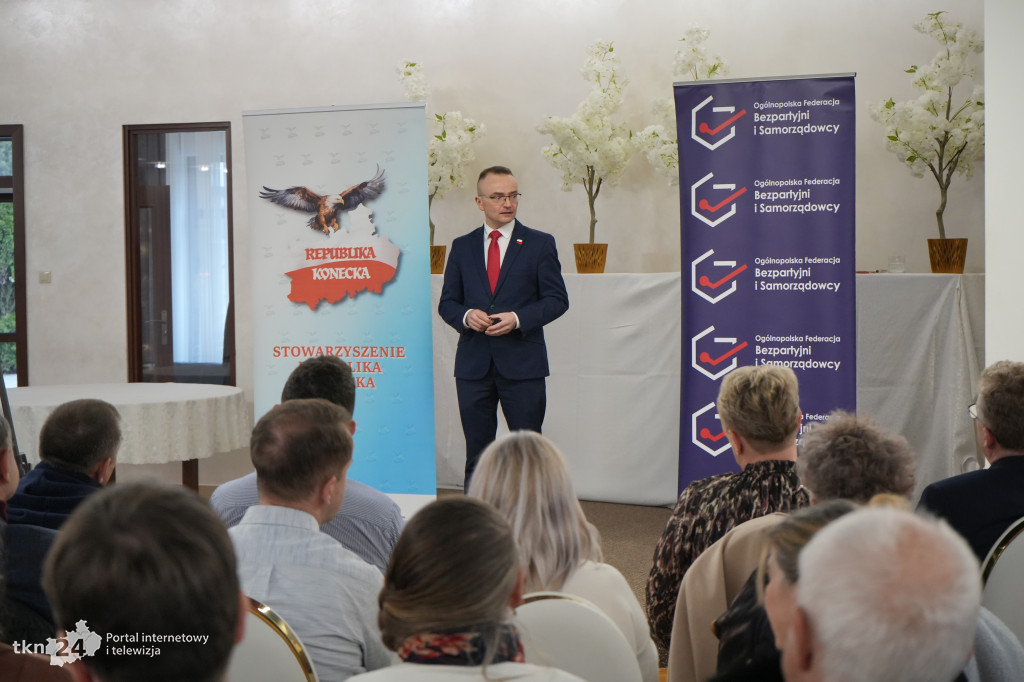 Marek Woch w Końskich. Spotkanie z mieszkańcami i zawiązanie struktur Bezpartyjnych i Samorządowców