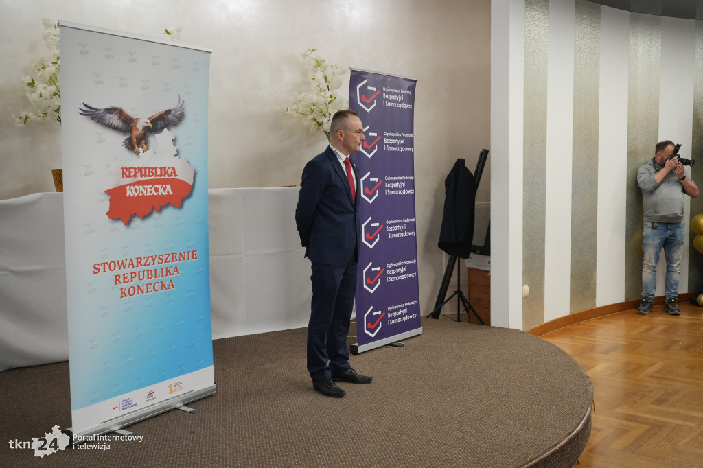 Marek Woch w Końskich. Spotkanie z mieszkańcami i zawiązanie struktur Bezpartyjnych i Samorządowców