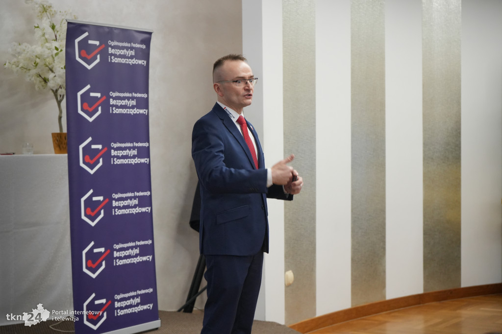 Marek Woch w Końskich. Spotkanie z mieszkańcami i zawiązanie struktur Bezpartyjnych i Samorządowców