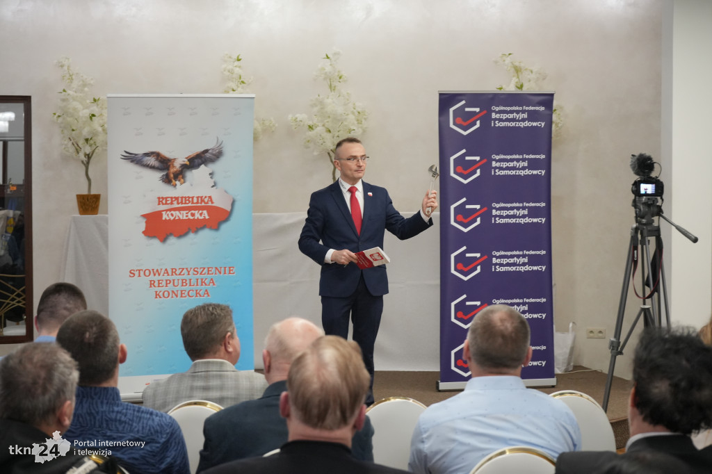 Marek Woch w Końskich. Spotkanie z mieszkańcami i zawiązanie struktur Bezpartyjnych i Samorządowców