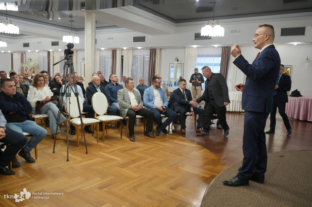 Marek Woch w Końskich. Spotkanie z mieszkańcami i zawiązanie struktur Bezpartyjnych i Samorządowców