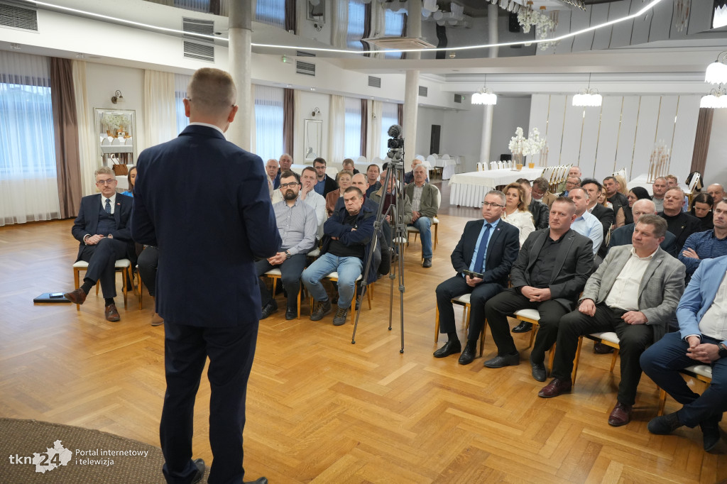 Marek Woch w Końskich. Spotkanie z mieszkańcami i zawiązanie struktur Bezpartyjnych i Samorządowców