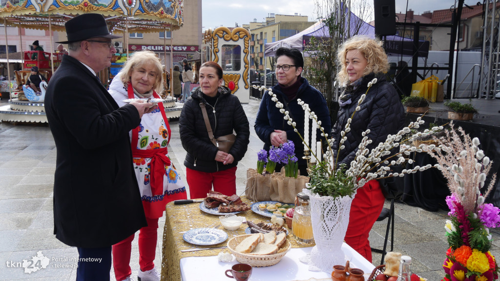 Sobota na jarmarku wielkanocnym w Końskich