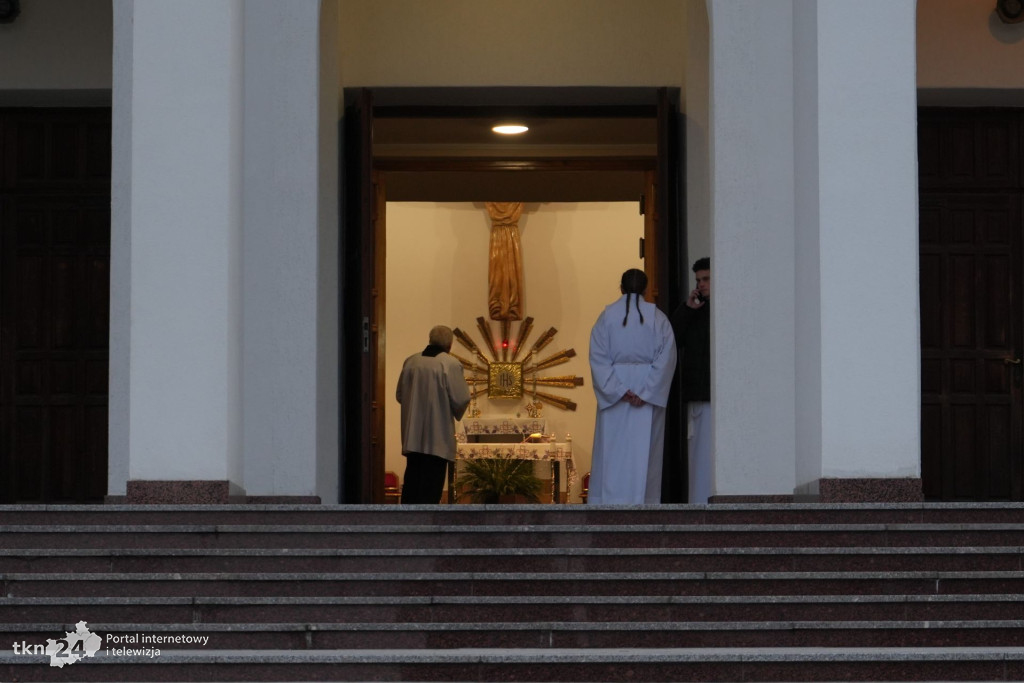 Wierni maszerowali ulicami Końskich