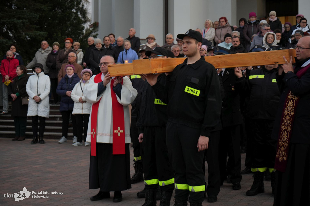 Wierni maszerowali ulicami Końskich