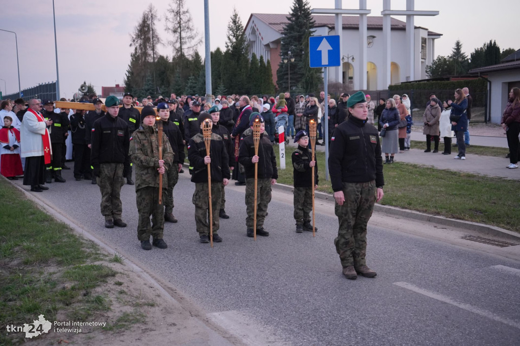 Wierni maszerowali ulicami Końskich