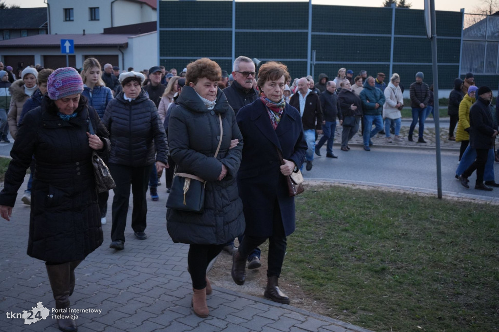 Wierni maszerowali ulicami Końskich
