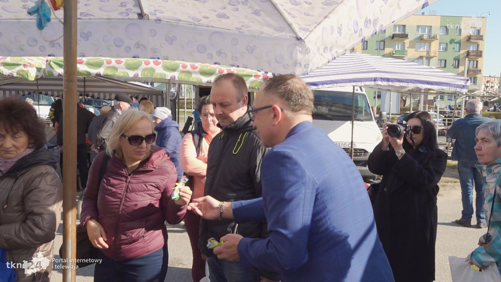 Poseł KO Artur Gierada w piątek odwiedził Końskie. Rozmawiał z mieszkańcami