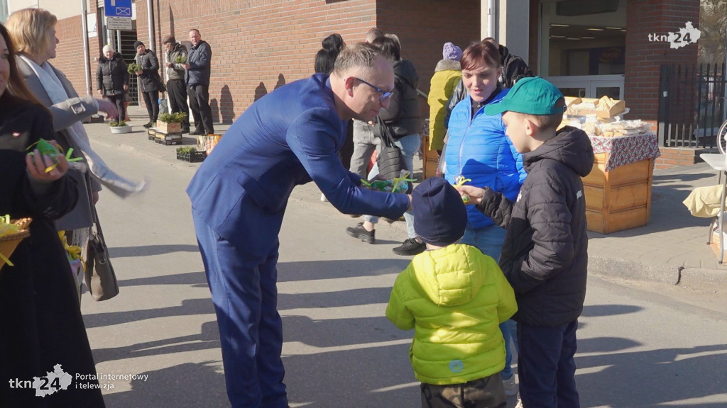 Poseł KO Artur Gierada w piątek odwiedził Końskie. Rozmawiał z mieszkańcami