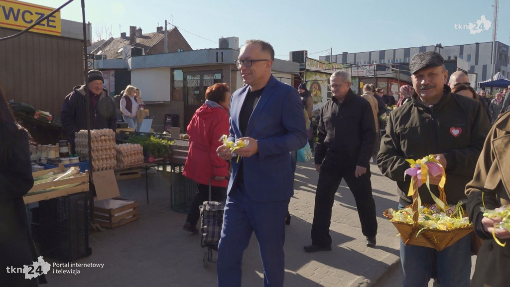 Poseł KO Artur Gierada w piątek odwiedził Końskie. Rozmawiał z mieszkańcami