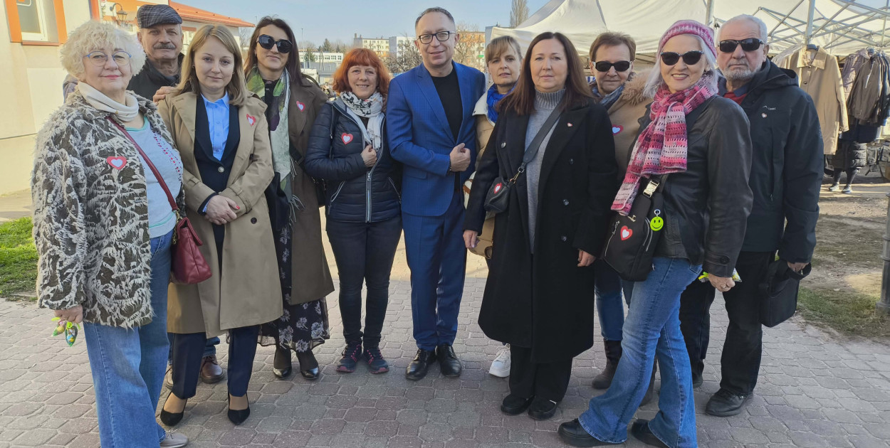 Poseł KO Artur Gierada w piątek odwiedził Końskie. Rozmawiał z mieszkańcami
