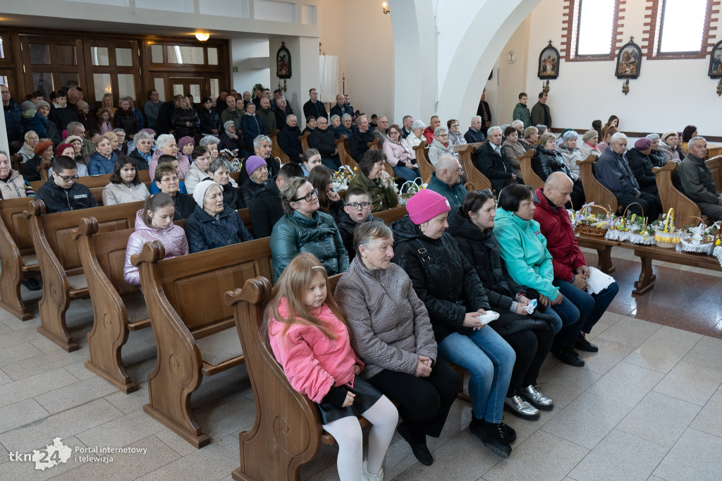 Wielka Sobota: Święcenie pokarmów w Modliszewicach