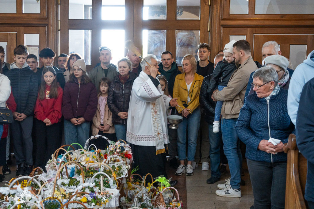 Wielka Sobota: Święcenie pokarmów w Modliszewicach