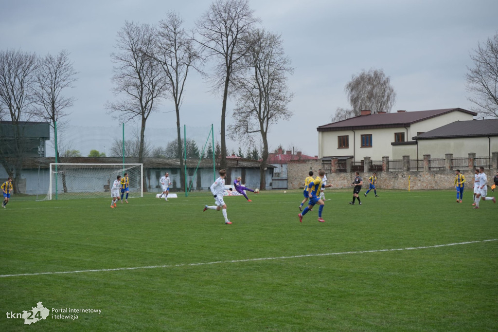 Neptun Końskie ogrywa III-ligowy Star Starachowice!