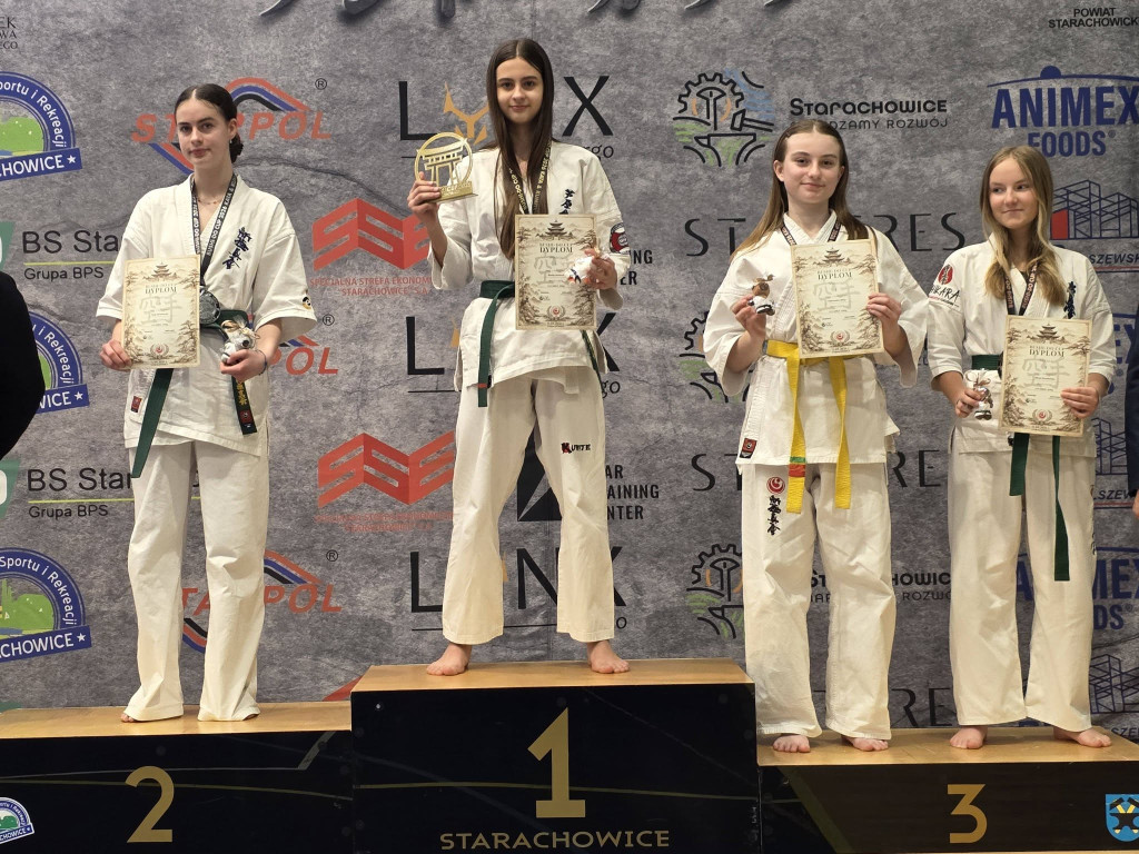 Nasi karatecy wrócili z medalami z Bushido CUP