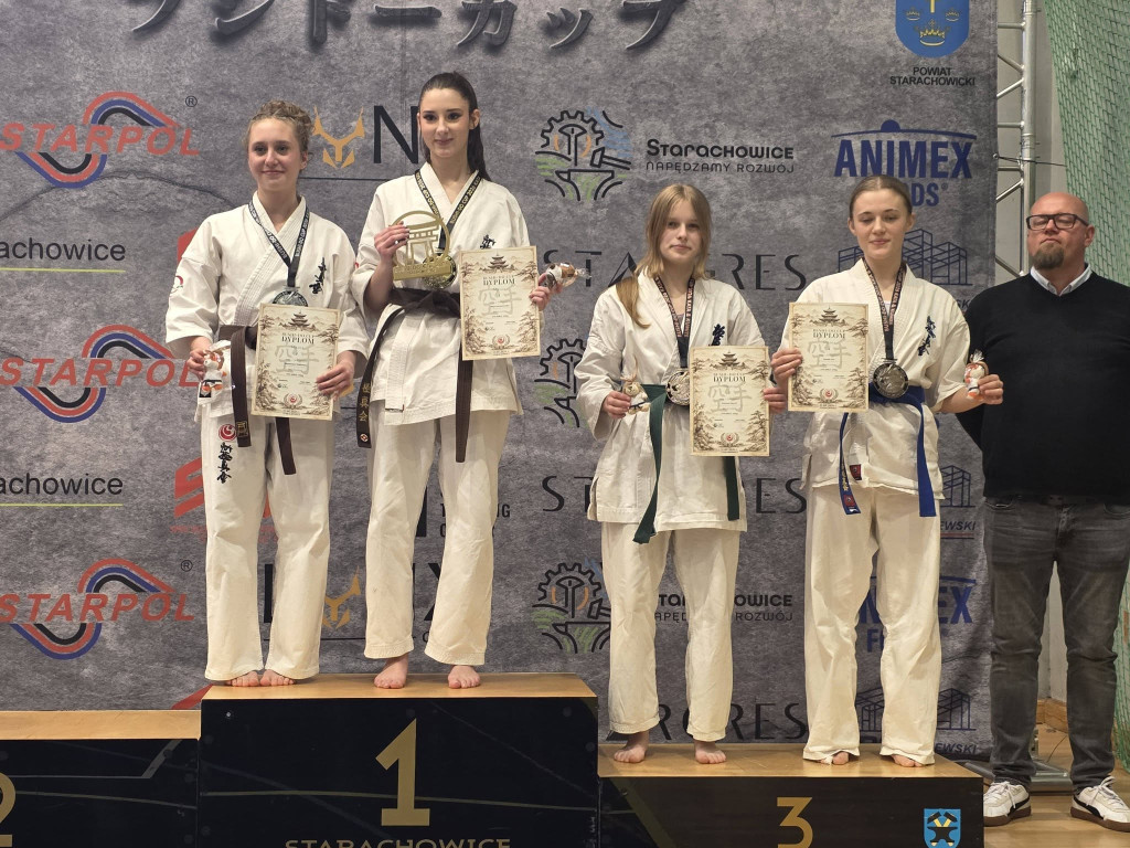 Nasi karatecy wrócili z medalami z Bushido CUP