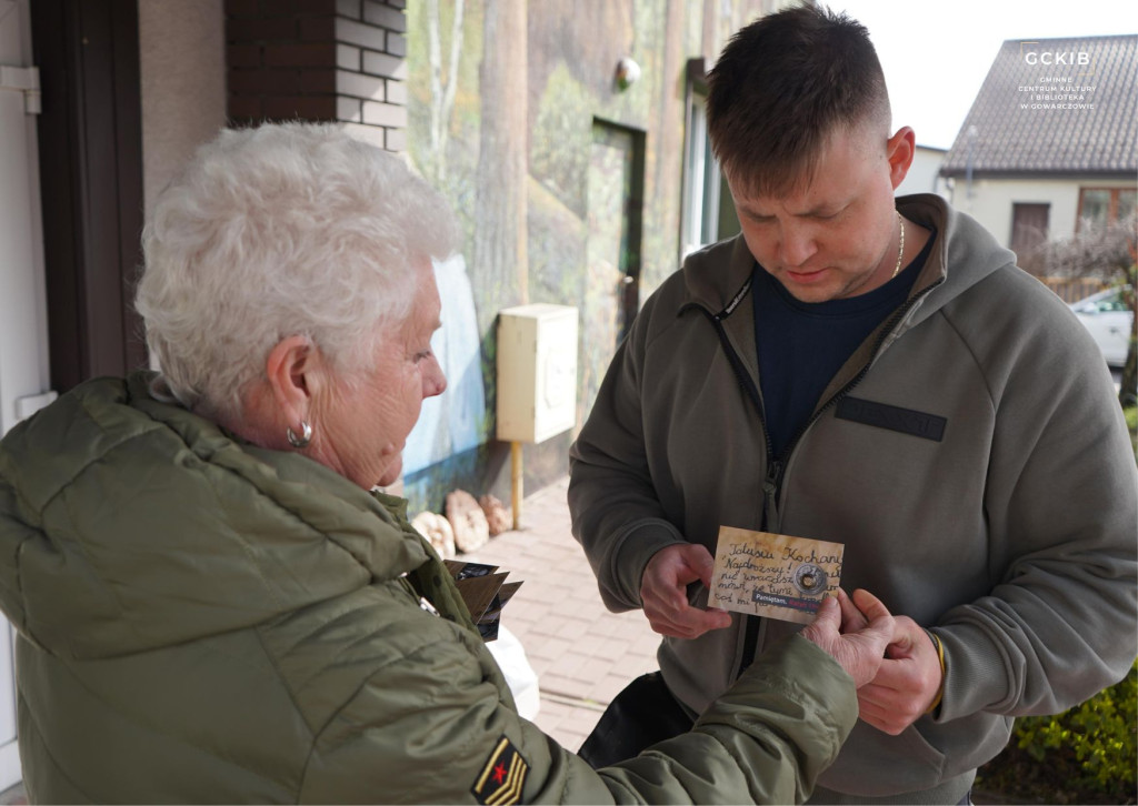 Gowarczów: Ciekawa forma upamiętnienia Katynia