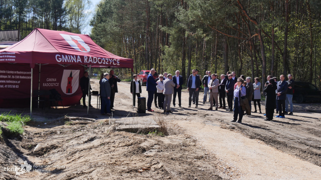 Koniec wysypiska w Radoszycach. Podsumowano jego rekultywację
