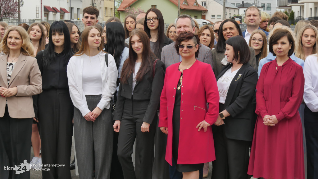Pożegnanie absolwentów w I LO w Końskich