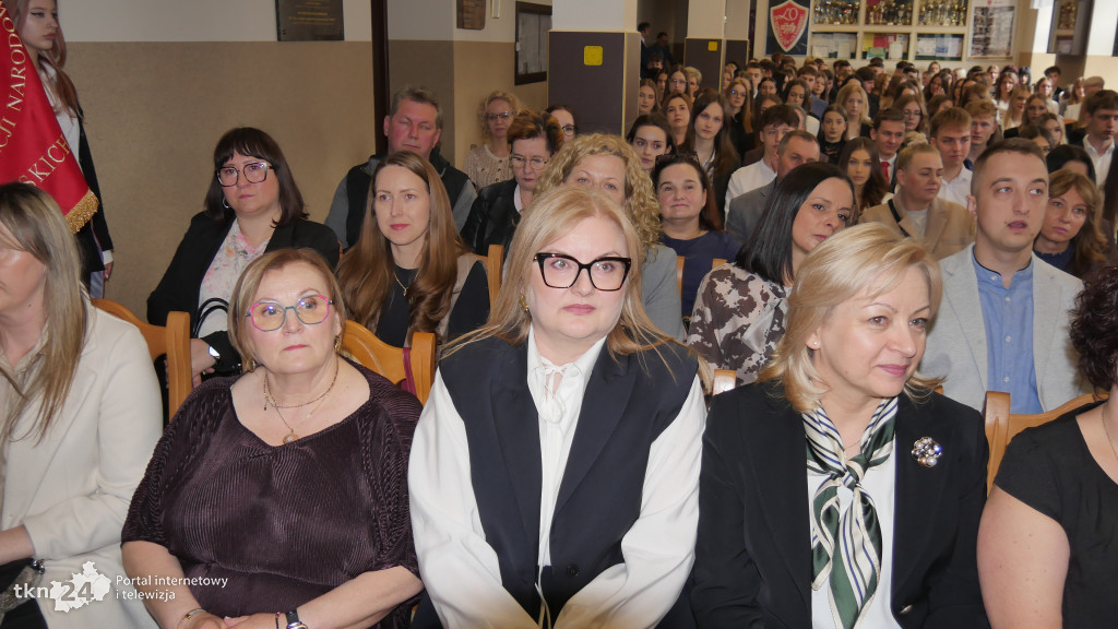 Pożegnanie absolwentów w I LO w Końskich