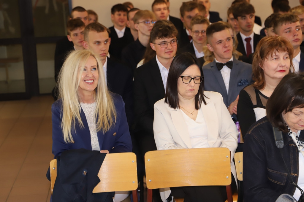 Pożegnanie klas piątych w koneckim Mechaniku