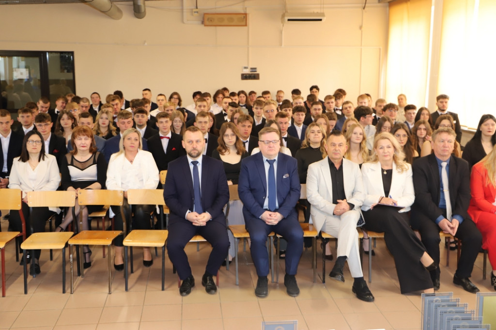 Pożegnanie klas piątych w koneckim Mechaniku