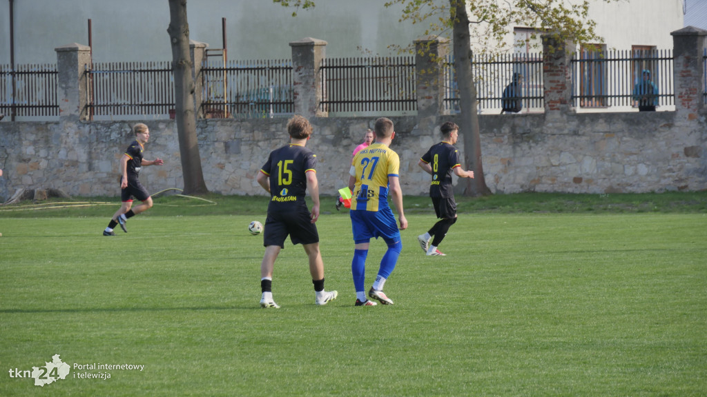 Neptun Końskie ogrywa Koronę III Kielce 3:1