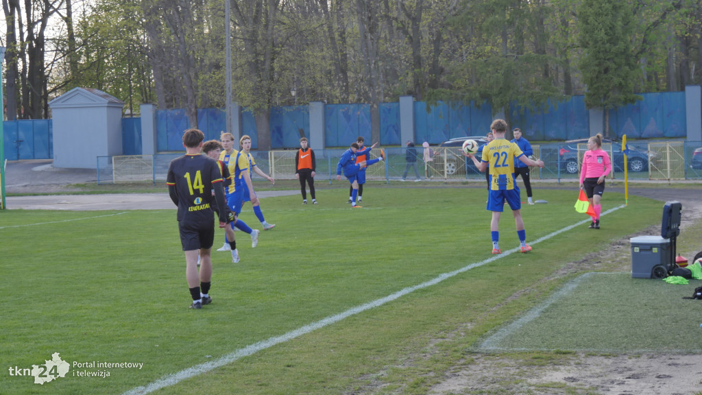 Neptun Końskie ogrywa Koronę III Kielce 3:1