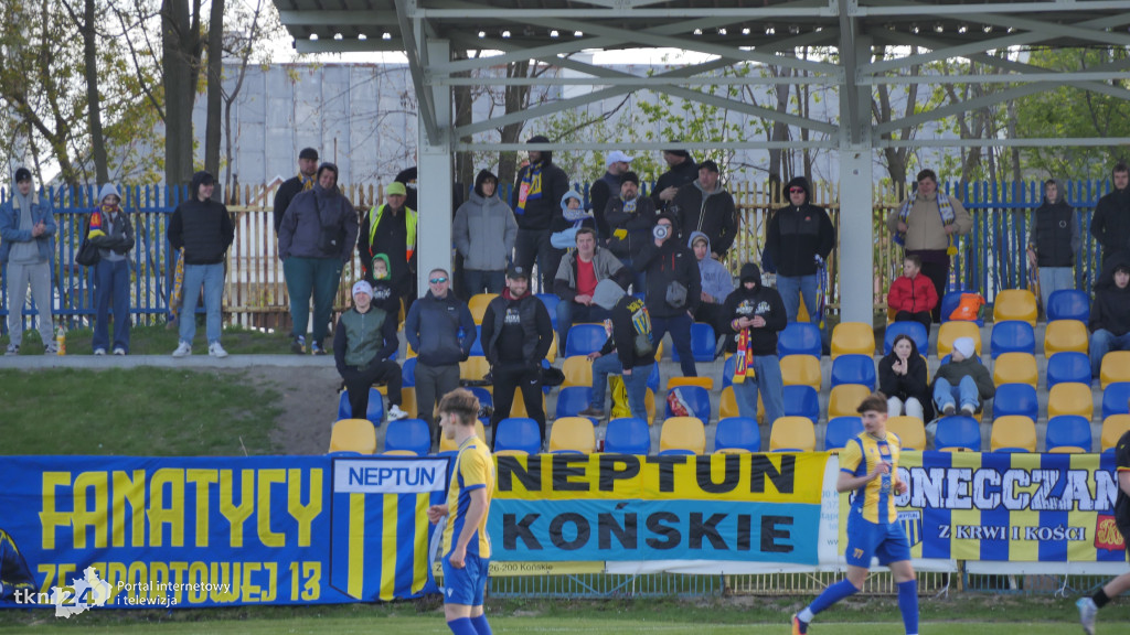 Neptun Końskie ogrywa Koronę III Kielce 3:1