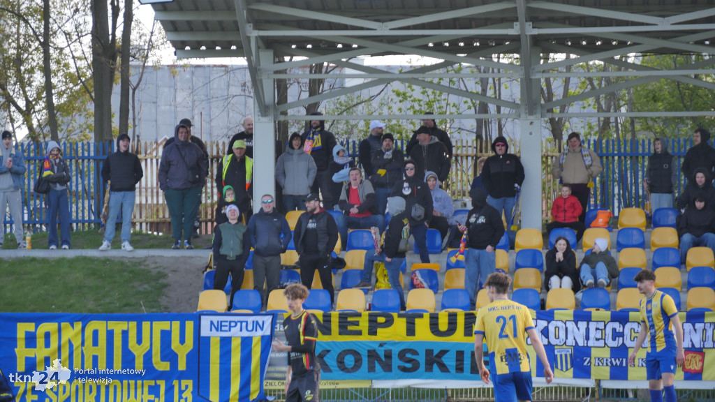 Neptun Końskie ogrywa Koronę III Kielce 3:1