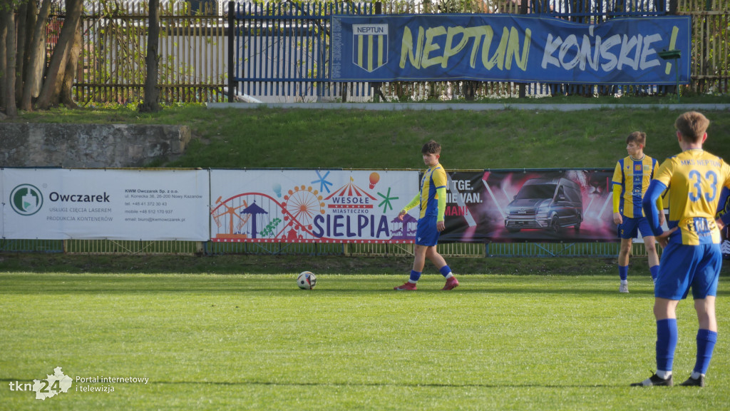Neptun Końskie ogrywa Koronę III Kielce 3:1