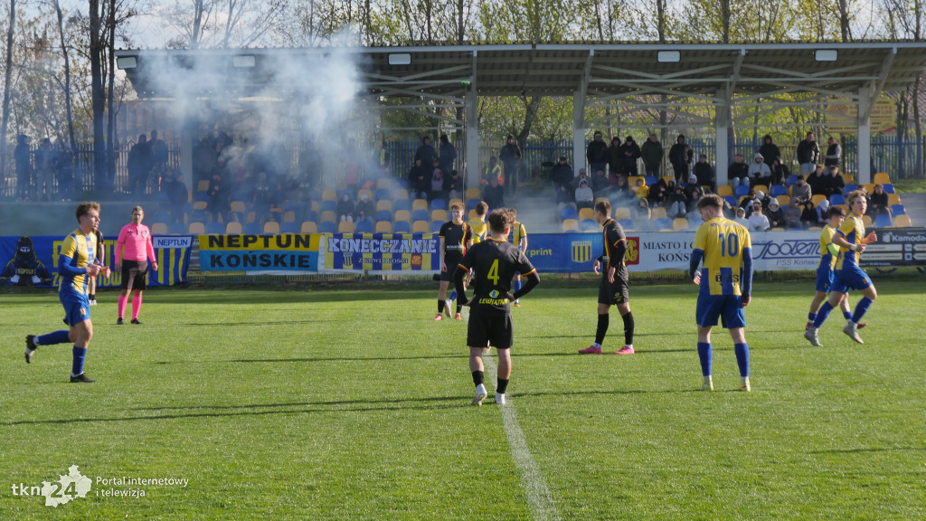 Neptun Końskie ogrywa Koronę III Kielce 3:1
