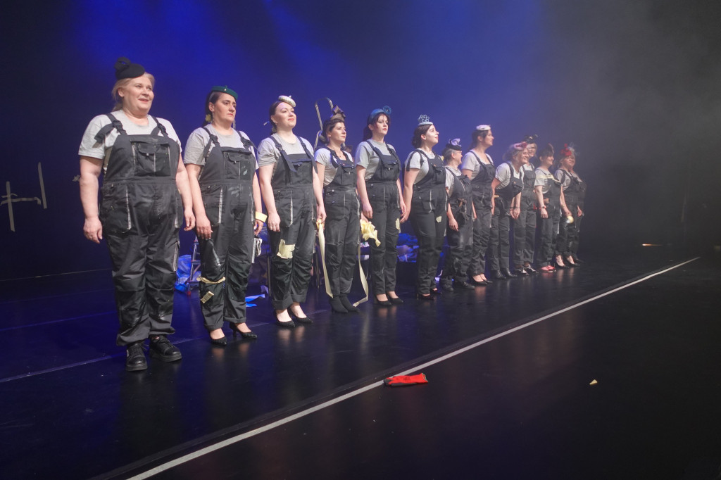 Spektakl Pęknięcia w Koneckim Centrum Kultury