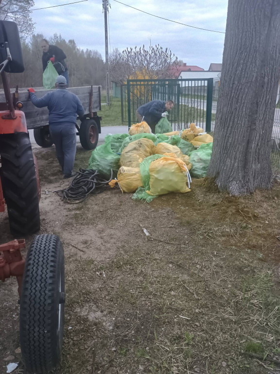 Mieszkańcy gminy Stąporków zadbali o środowisko