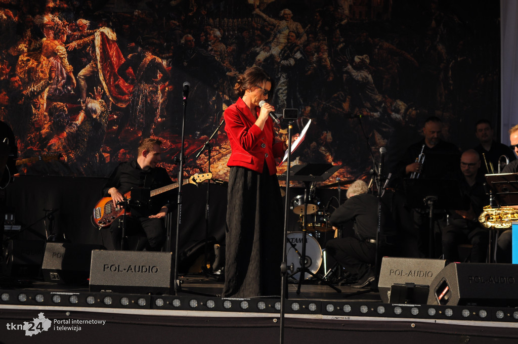 Koncert 3 Maja w Końskich. Jamróz, Listwan i Big Silesian Band na scenie