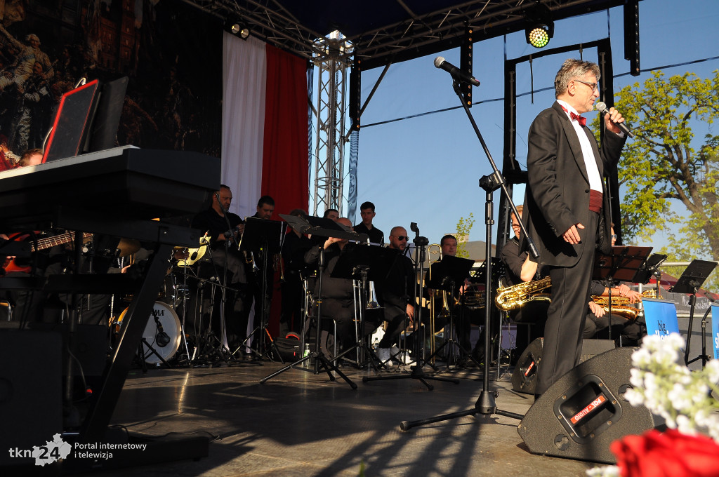 Koncert 3 Maja w Końskich. Jamróz, Listwan i Big Silesian Band na scenie
