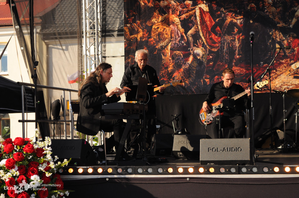 Koncert 3 Maja w Końskich. Jamróz, Listwan i Big Silesian Band na scenie