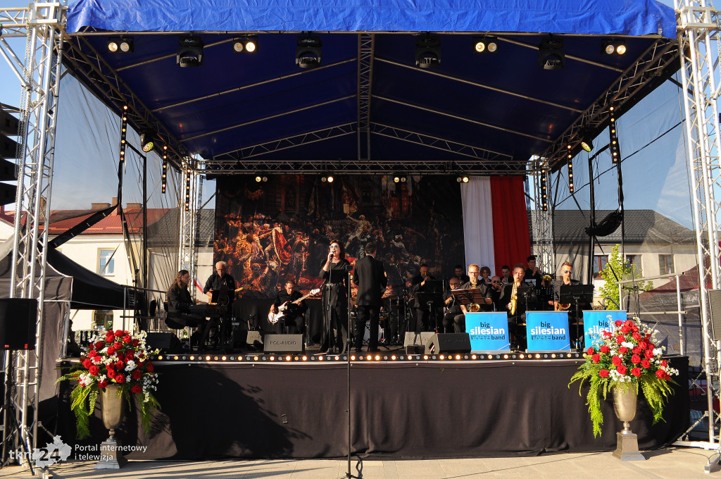 Koncert 3 Maja w Końskich. Jamróz, Listwan i Big Silesian Band na scenie
