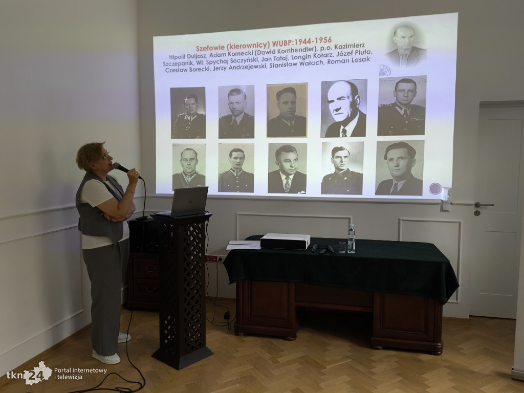 O komunizmie w Bibliotece w Końskich. Wtorek z IPN