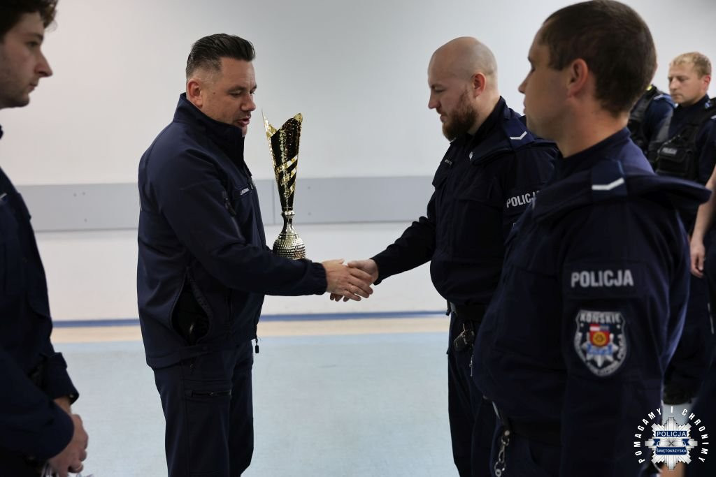 Sukces koneckich policjantów w Kielcach