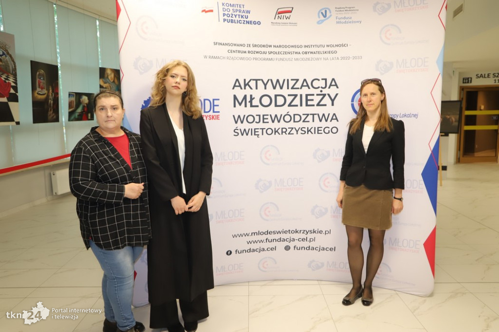 Granty dla młodzieży z powiatowych szkół średnich