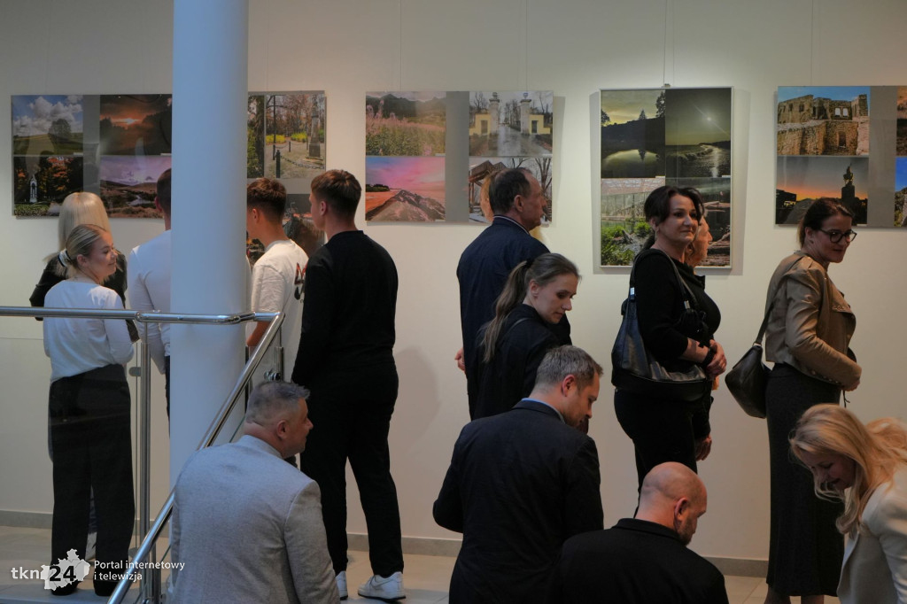 Wystawa fotografii uczniów ZSP nr 1 w Końskich