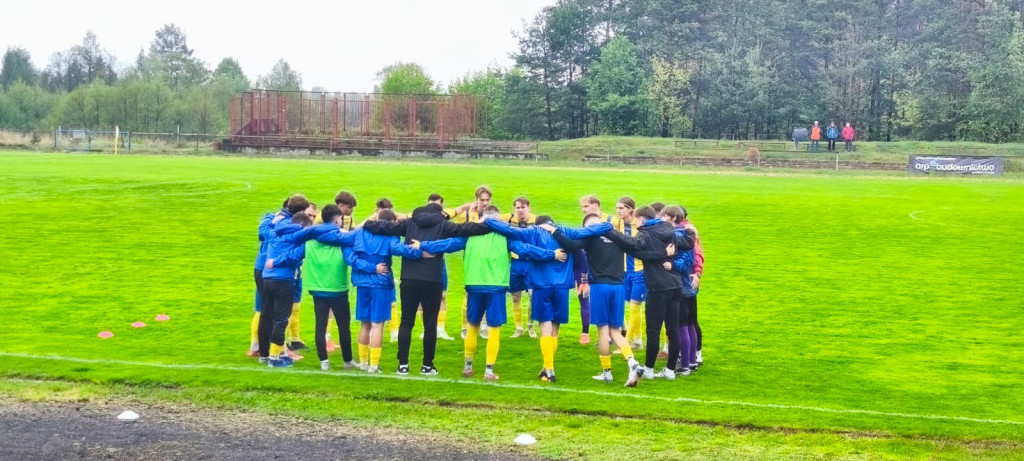 Orlicz Suchedniów - Neptun Końskie 1:3