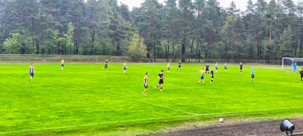 Orlicz Suchedniów - Neptun Końskie 1:3