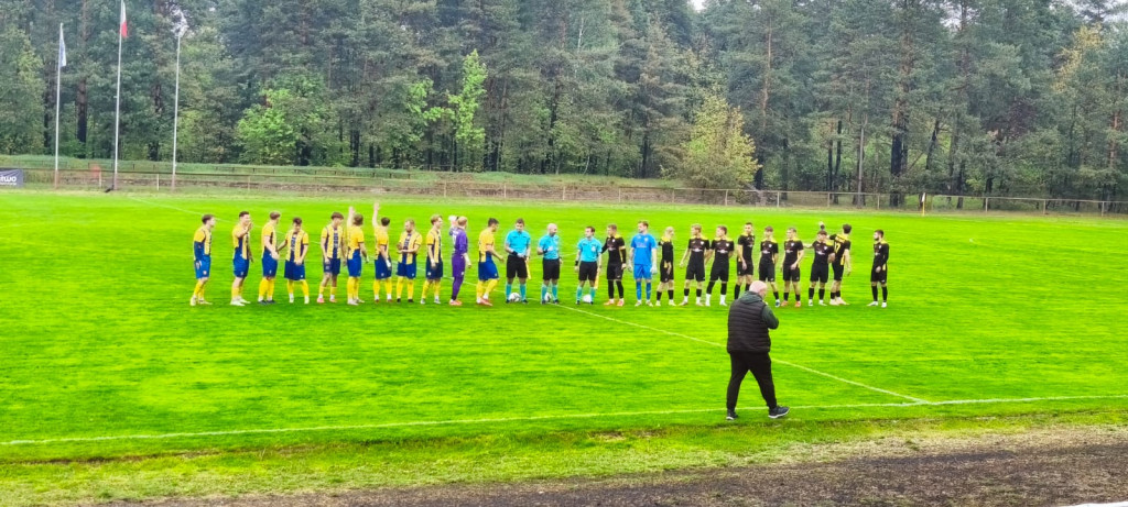 Orlicz Suchedniów - Neptun Końskie 1:3