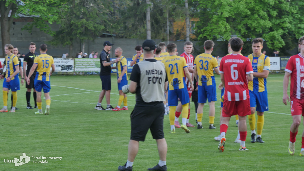 MKS Neptun Końskie - Arka Pawłów 1:1
